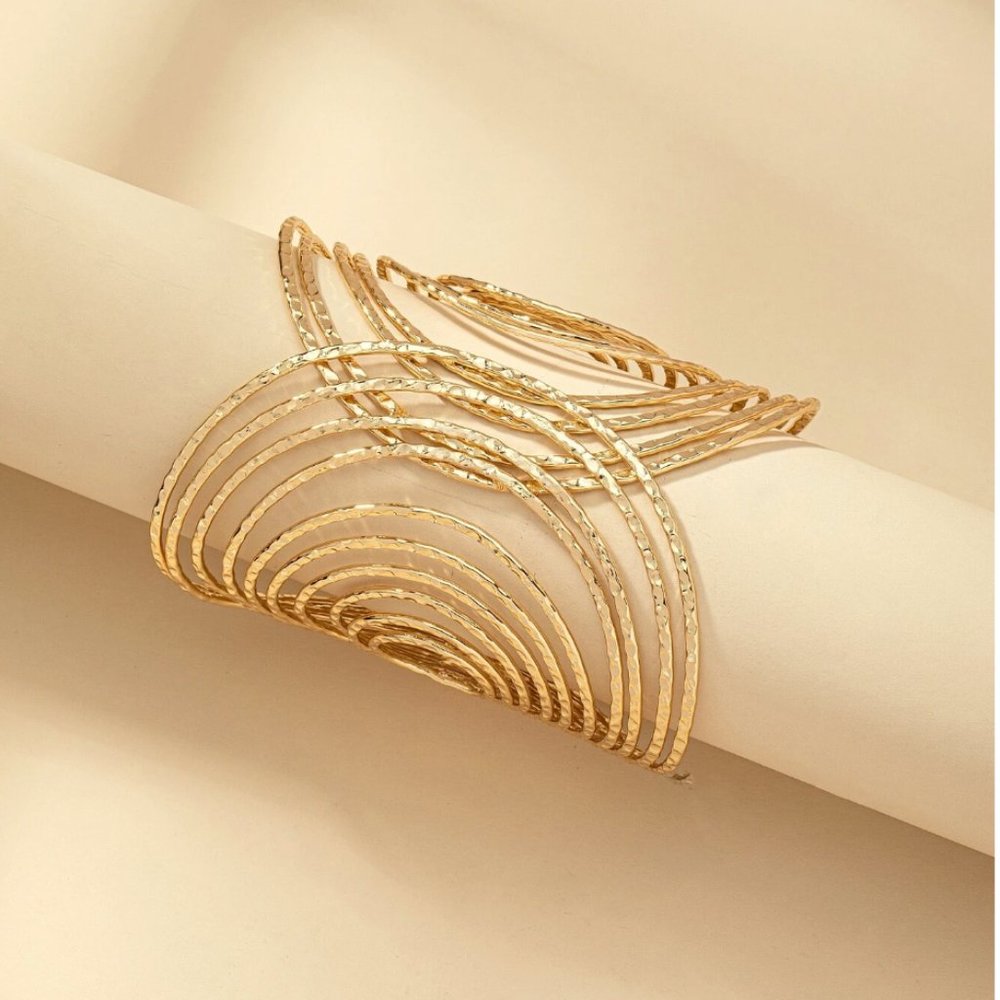 Hollow Out Cuff Bangle Gold - Picture 3 of 4